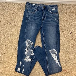 AMERICAN EAGLE DARK WASH WOMENS JEANS